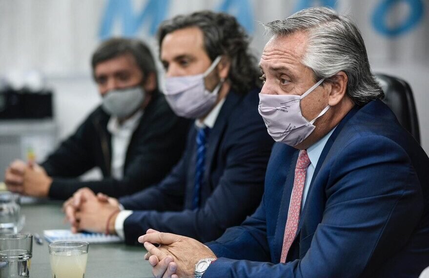 El Gobierno suspende los vuelos procedentes de Brasil, Chile y México