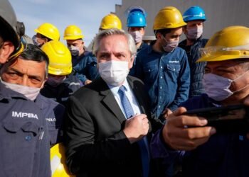 Fernández: “No hay derecho a que la grieta postergue el futuro de la Argentina”