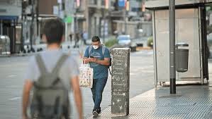 El Gobierno prorrogará las restricciones, a la espera de que se consolide la baja de contagios