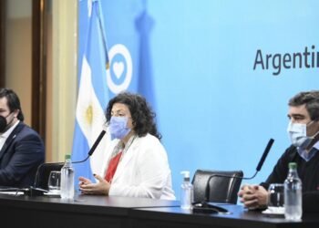 Cómo funcionará la combinación de la Sputnik con Moderna y AstraZeneca para completar el esquema vacunatorio