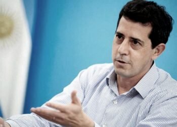 De Pedro cuestionó al sector de la oposición que “está poniendo palos en la rueda”