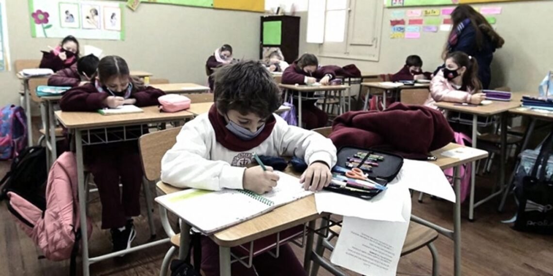 Confirmaron el inicio de clases para el 2 de marzo con presencialidad plena