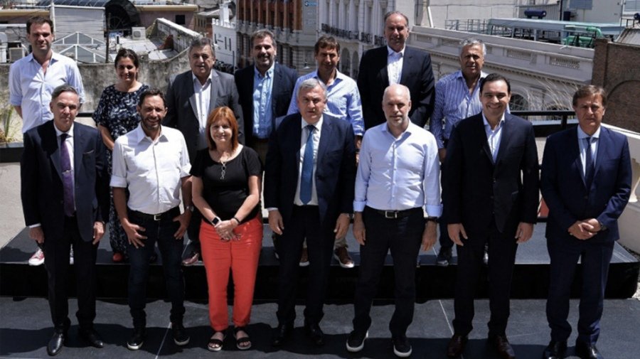 JxC “no empujará” al default pero aclaró que “no comparte” el programa económico