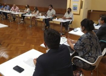 Los gremios estatales discuten una compensación paritaria ante el proceso inflacionario