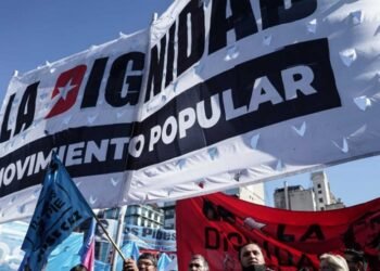 Organizaciones sociales marchan en CABA por salarios dignos y contra la pobreza