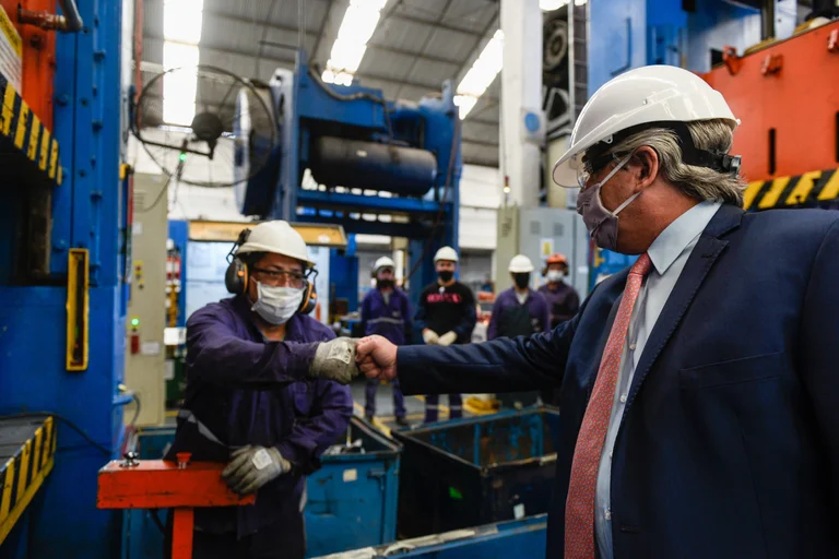 En medio de la tensión interna en el Gobierno, Alberto Fernández se mostrará con funcionarios del área de Desarrollo Social