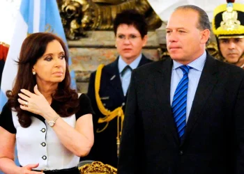 Sergio Berni: “Estamos perdiendo por goleada y hay que cambiar jugadores”