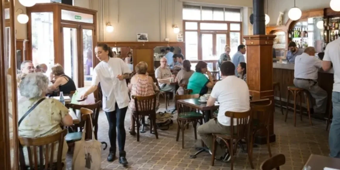 Crecimiento del trabajo registrado: hoteles y restaurantes, el sector más dinámico