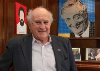 Oscar Parrilli no descartó un encuentro entre Cristina Kirchner y Mauricio Macri