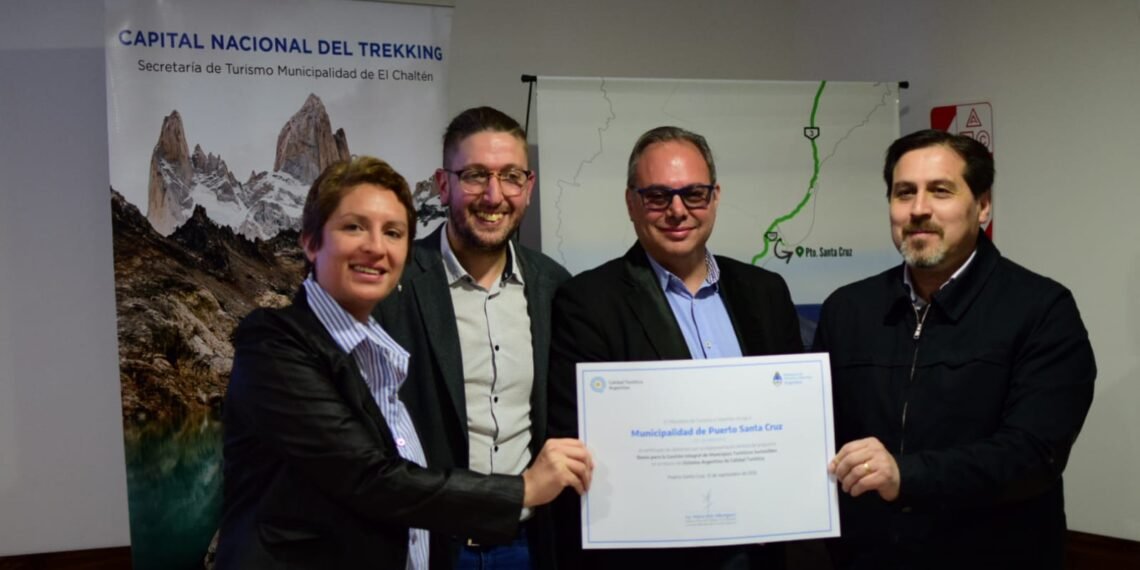 Reconocimiento a municipios de la provincia de Santa Cruz