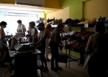 Caballito y Flores, los barrios porteños que concentran la mayor cantidad de usuarios que siguen sin luz