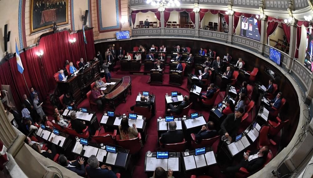 Denuncian a los jueces que anularon el caso del puntero que vaciaba las cuentas de empleados de la Legislatura