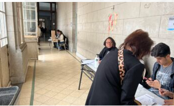 A dos horas del cierre ya votó el 59 por ciento del padrón electoral