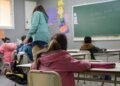 Educación como “servicio esencial”: ¿qué implica el DNU de Milei para las escuelas?