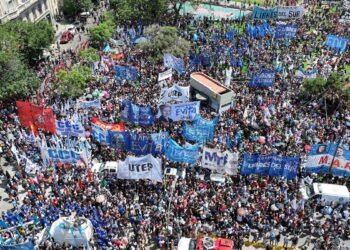 Paro de la CGT del miércoles 24 de enero: cómo funcionará el transporte público