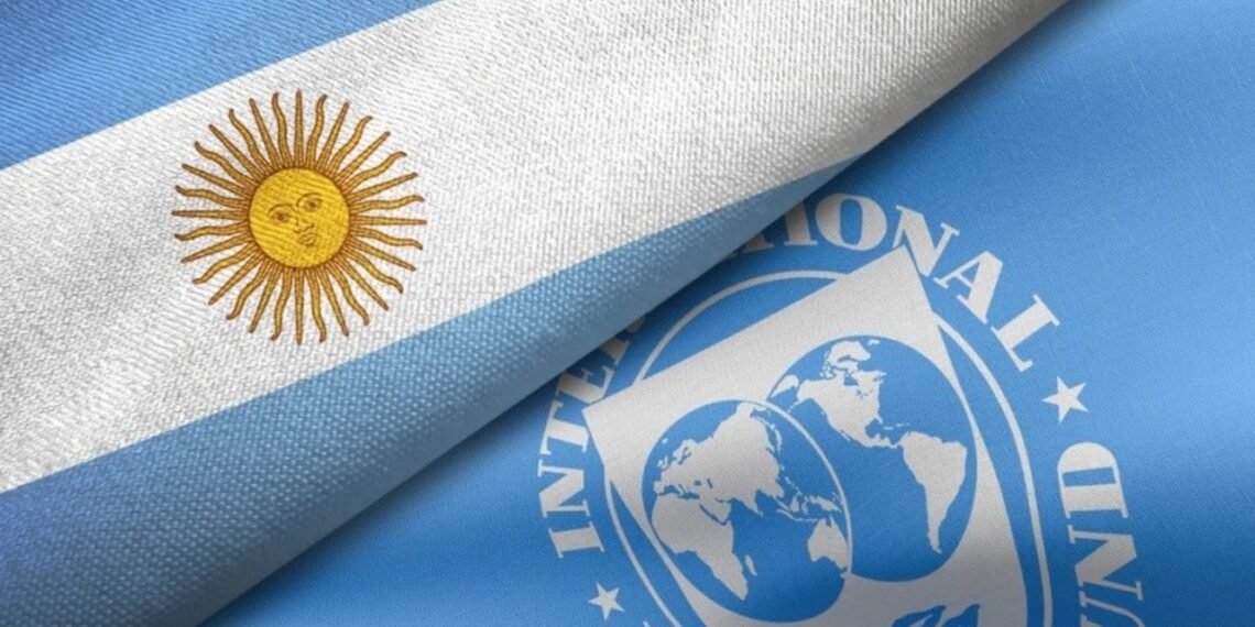 El FMI proyectó una caída en la economía argentina del 2,8%