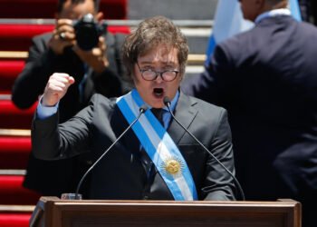 La Cámara Nacional del Trabajo suspendió la aplicación de las reformas laborales incluidas en el mega DNU de Javier Milei