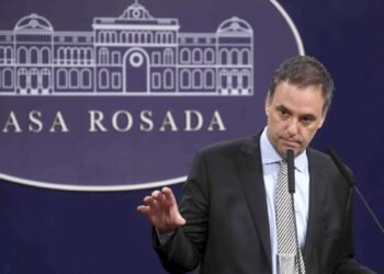 El Gobierno le contestó al FMI: “Los sectores más cuidados son los más pobres”