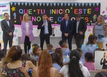 Kicillof apuntó contra Milei: “Hizo lo imposible para que no pudieran empezar las clases”
