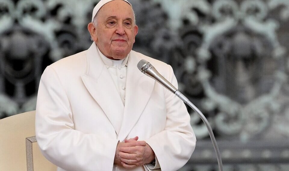 Polémico texto del Vaticano aprobado por el papa Francisco