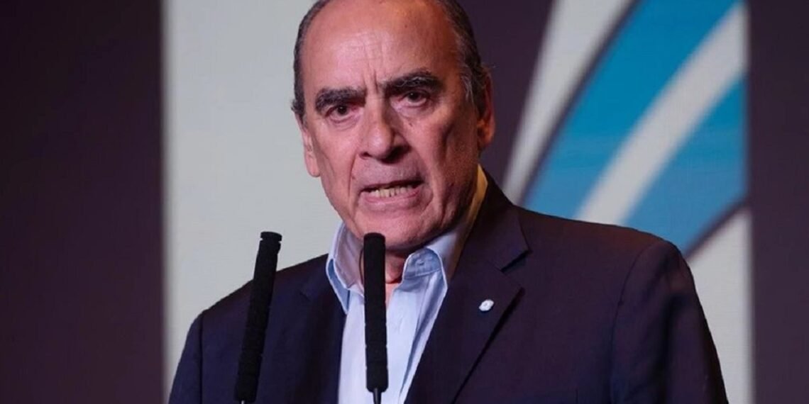Francos anticipó que habrá recortes si el Congreso insiste con la nueva fórmula