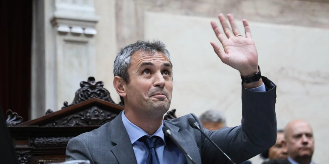 Los diputados ganarán más de $2 millones tras aumentarse el sueldo un 80%