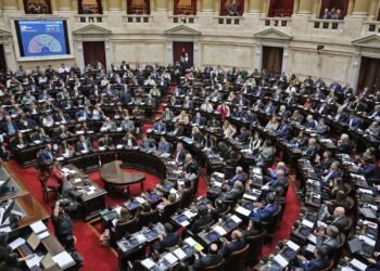 El Gobierno y los diputados dialoguistas buscan llegar a un acuerdo sobre Ganancias y Bienes Personales