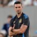 Suspendieron a Scaloni y no podrá dirigir ante Perú por la Copa América