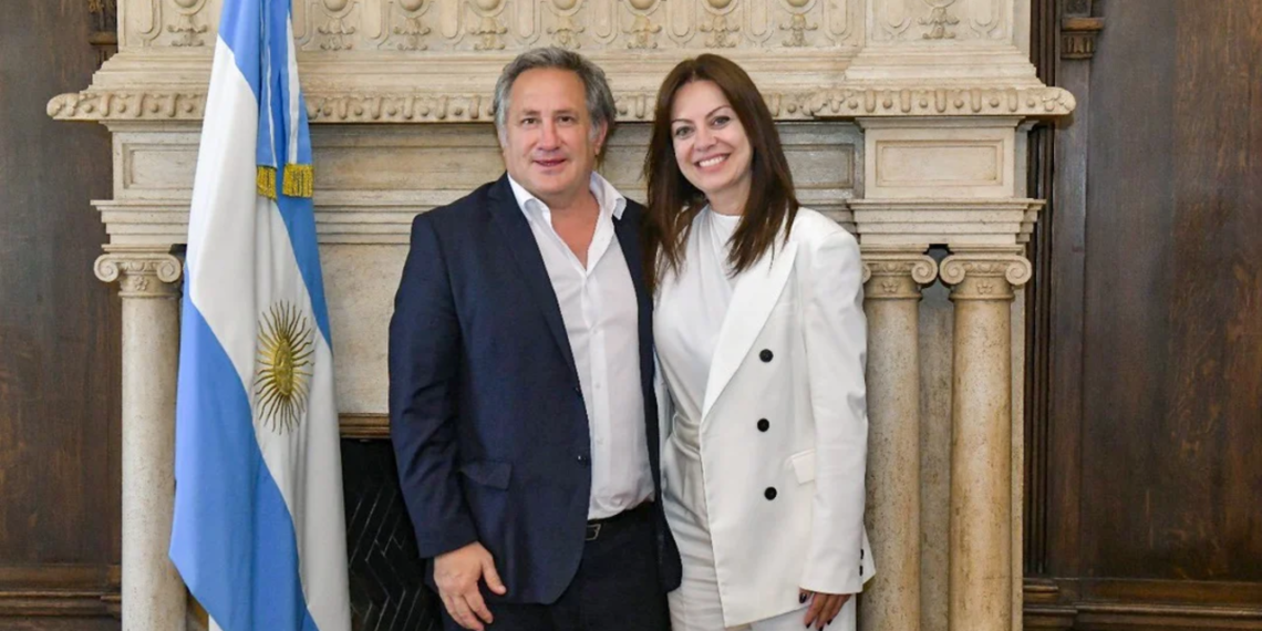 El Gobierno comienza hoy a repartir los alimentos