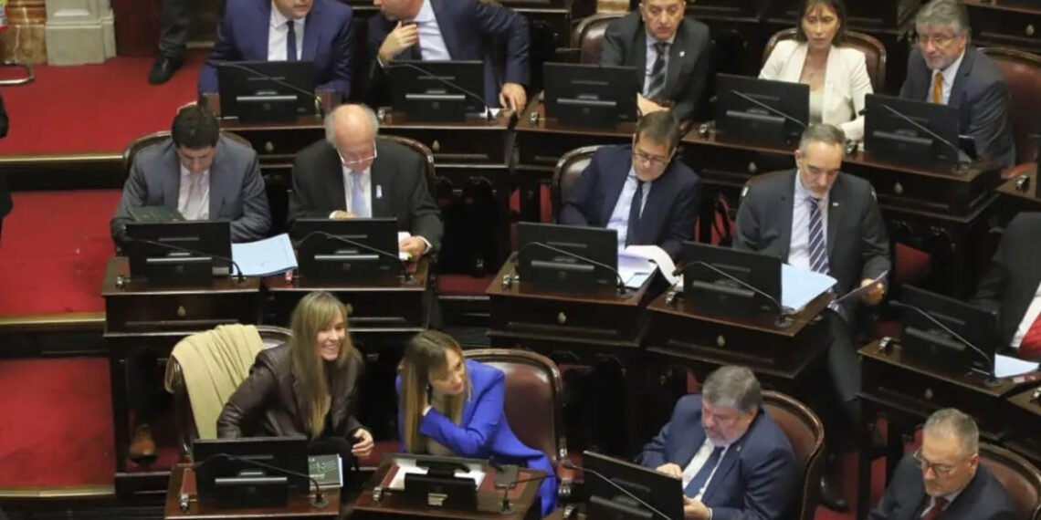 La Ley Bases de Javier Milei se debate en el Senado