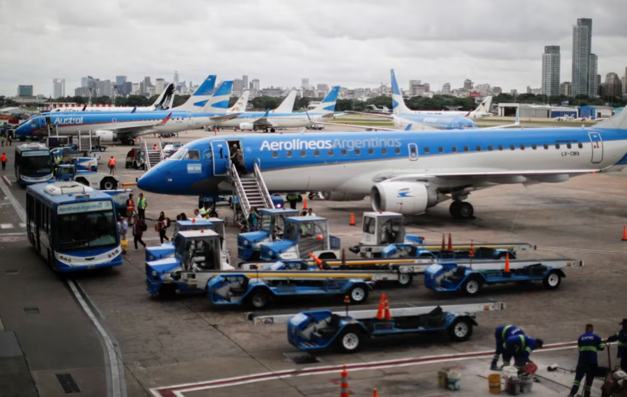 El Gobierno puso en marcha la desregulación del sector aerocomercial
