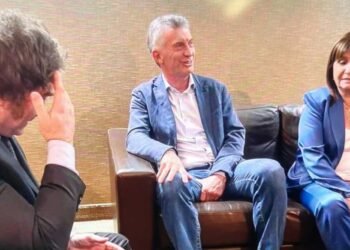 El Presidente criticó el rechazo de Mauricio Macri al aumento de fondos para la SIDE