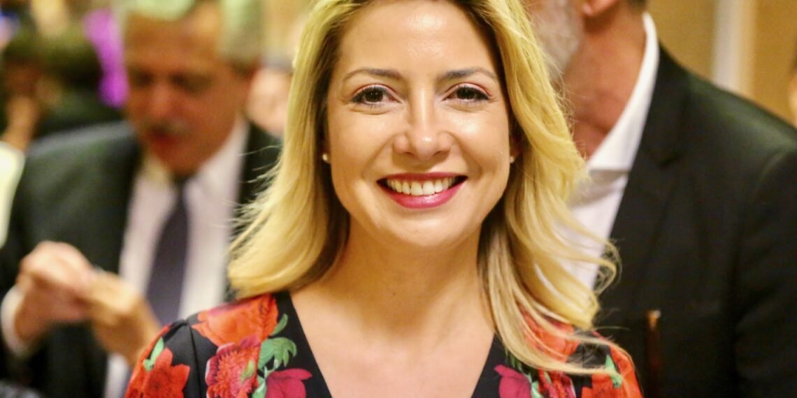 Fabiola Yañez deberá entregar su teléfono celular a la fiscalía