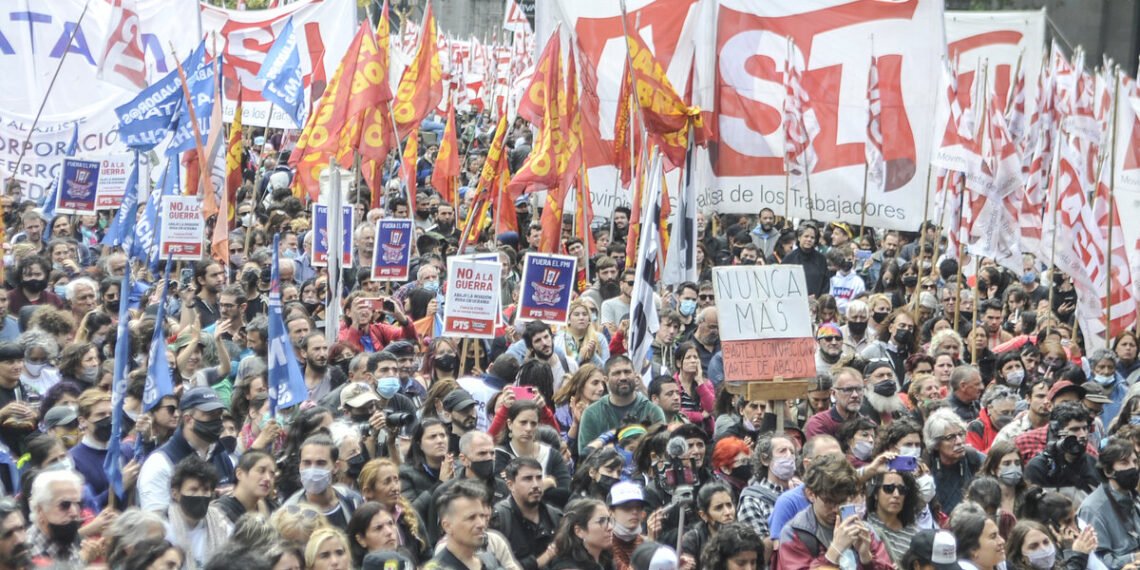 Corre riesgo la continuidad de la Universidad de Madres de Plaza de Mayo