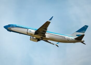 Con el decreto, Milei se pone al frente del proyecto de privatización de Aerolíneas Argentinas para apurar el debate legislativo