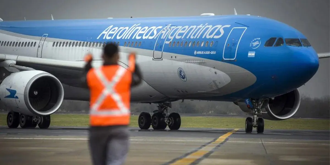 Problemas en los vuelos: los gremios aeronáuticos amenazaron con endurecer las medidas de fuerza