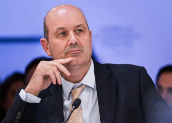 70 leyes que el Gobierno considera “inútiles, obsoletas o que restringen las libertades” busca eliminarlas a través del proyecto de Ley Hojarasca