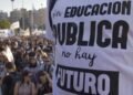 Conflicto Universitario: Dictan más de 100 clases públicas en Plaza de Mayo como medida de protesta