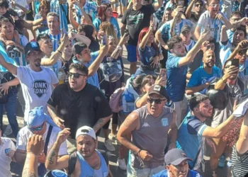 Copa Sudamericana: Preocupación por la llegada de los hinchas de Racing a Paraguay