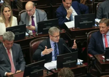 Macri está enojado,  siente que merece más pleitesía de la que le rinden