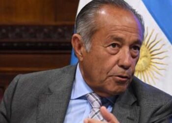 Adolfo Rodriguez Saá trabajó una semana como presidente y cobra más de $16 millones de pensión vitalicia