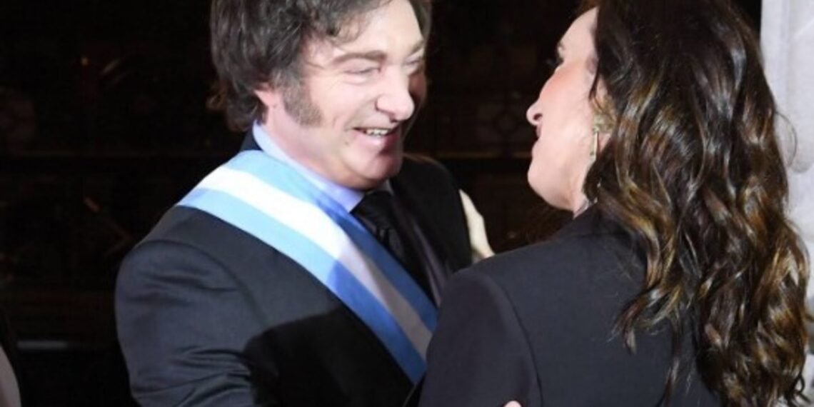 Villarruel tuvo un gesto en medio de la pelea con Milei