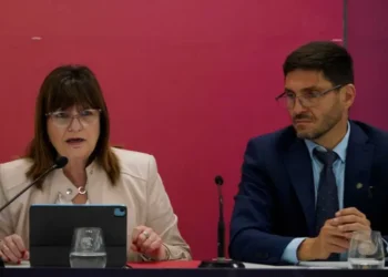 El gobernador de Santa Fé Maximiliano Pullaro y Patricia bullrich recibieron  un nuevo video intimidatorio