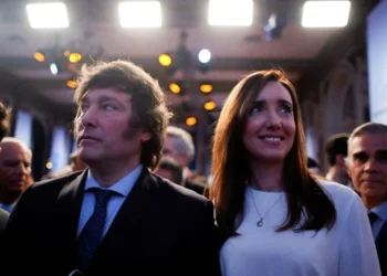 El presidente Javier Milei dijo que  “Villarruel estaba informada del viaje” y que la sesión que expulsó a Kueider es “inválida”