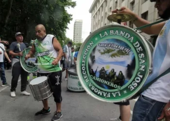 El Gobierno Nacional dictó conciliación obligatoria en el conflicto por las paritarias del gremio de camioneros