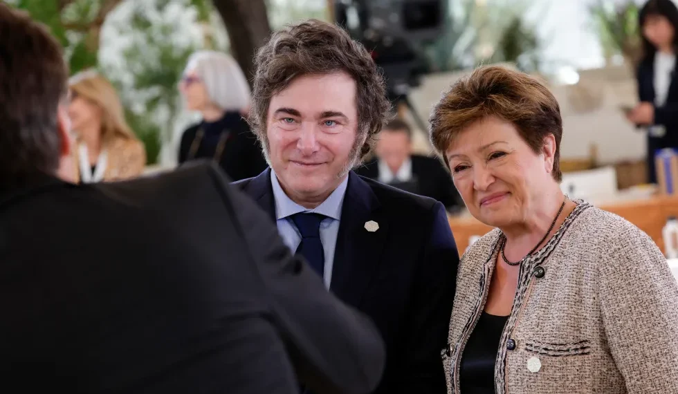 Javier Milei tras el pago de la deuda brindo un mensaje por sus redes sociales