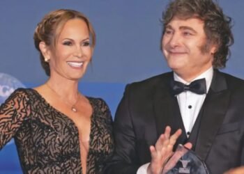 En el cierre de su gira, Javier Milei recibió el “Premio Röpke”
