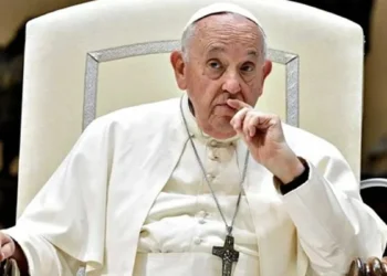 Salud del papa Francisco: descansó bien durante la noche y mostró una leve mejoría