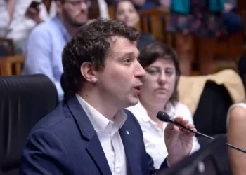 Tribunal Electoral Obliga a Rediseñar Logo de Santoro
