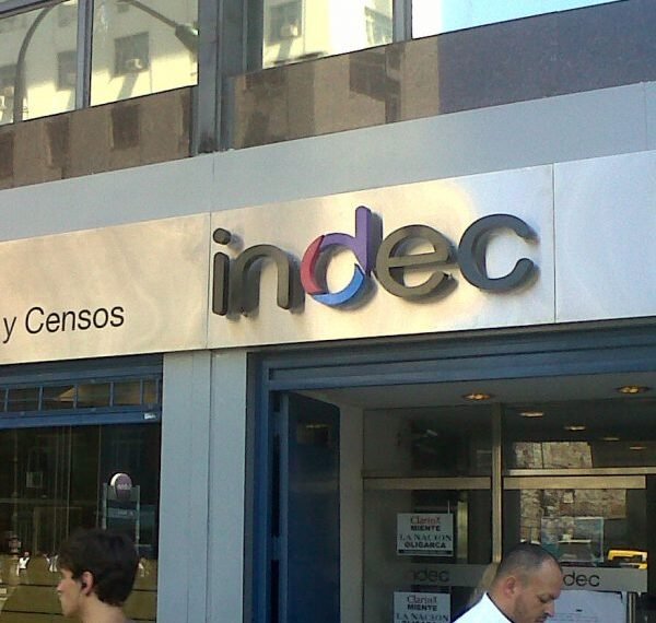 Inflación de febrero: 2,4% y la desaceleración continúa siendo un desafío